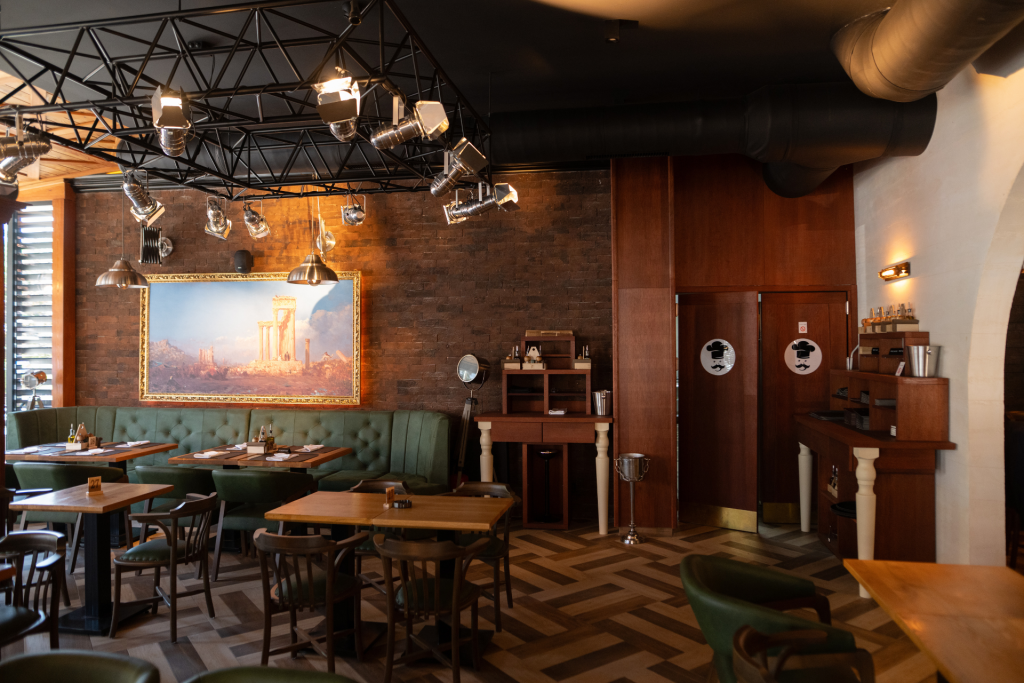 Restorani u Arandjelovcu, enterijer restorana Porota 2